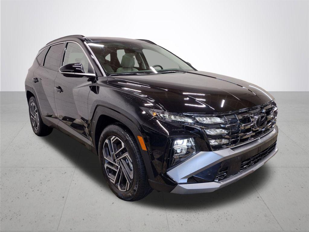 2026 Hyundai Tucson Hybrid Limited photo 3