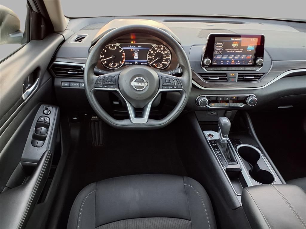 2024 Nissan Altima 2.5 SV photo 4