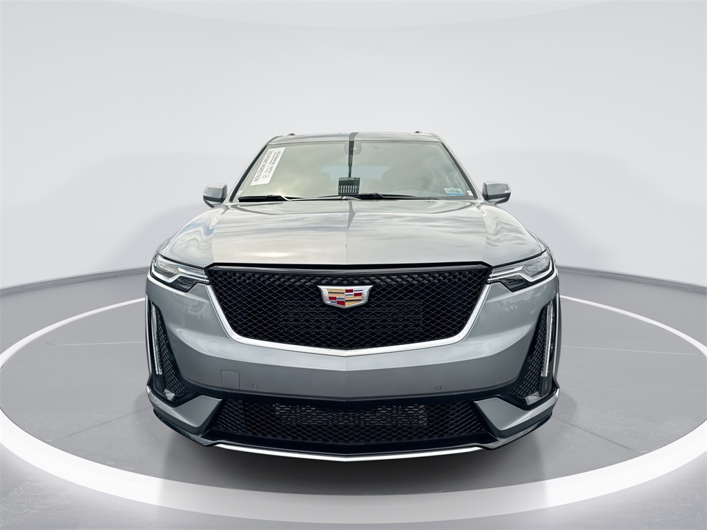 2024 Cadillac XT6 Sport photo 3