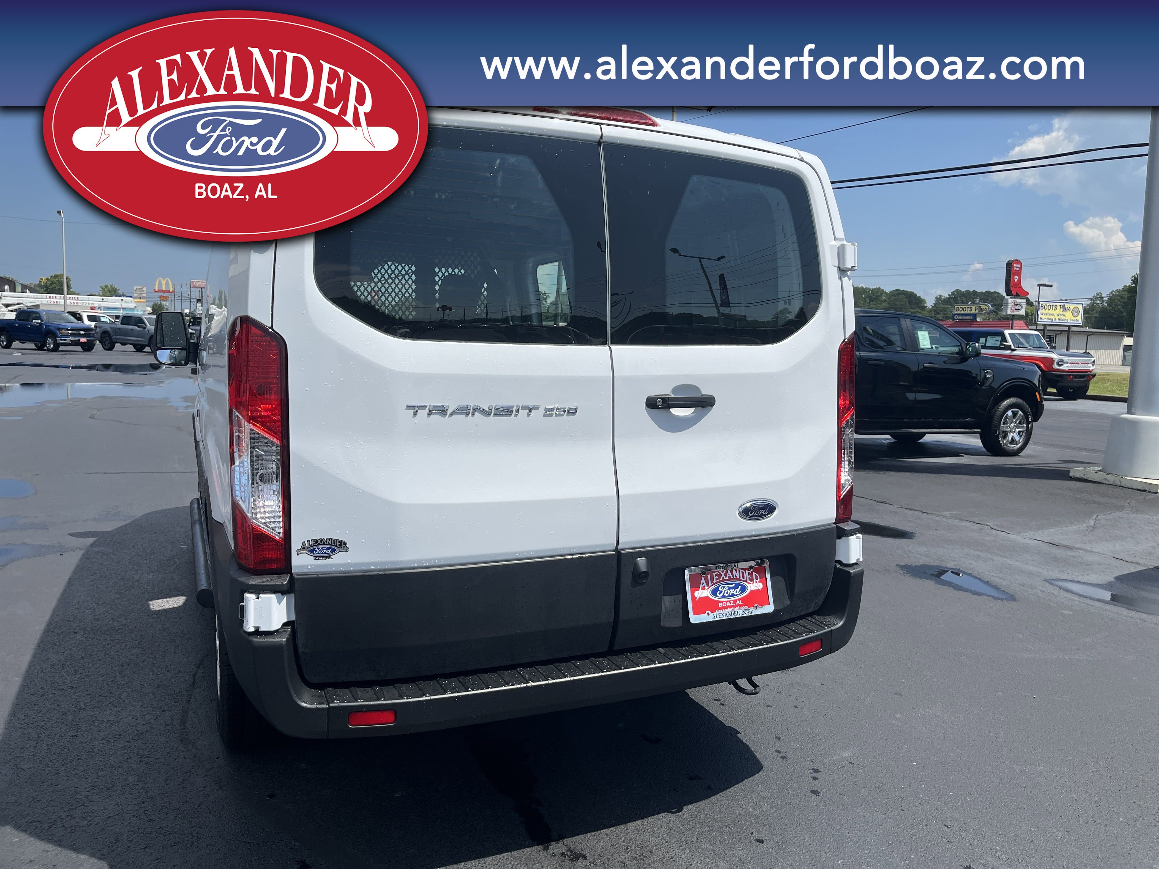 2023 Ford Transit photo 4