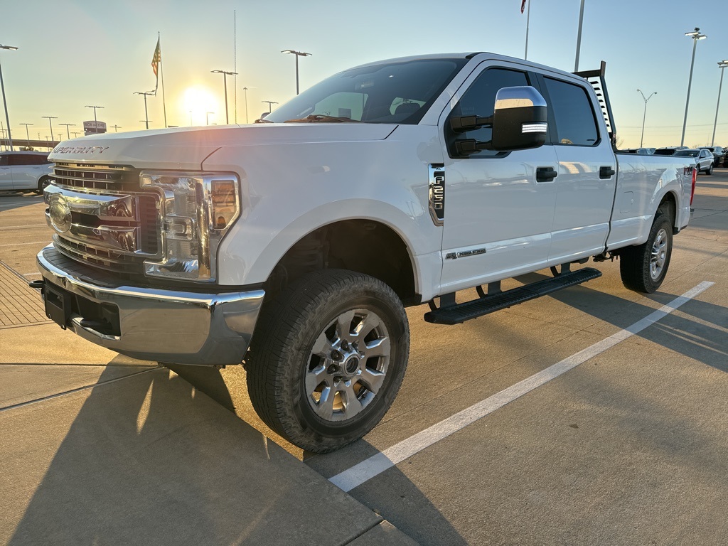 2019 Ford F-250 Super Duty XL's photo