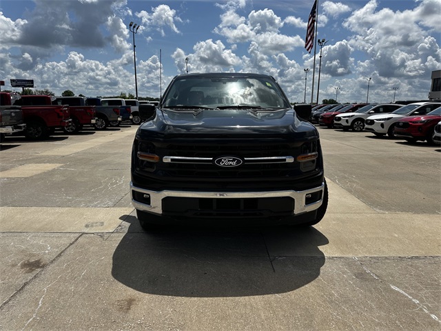 2024 Ford F-150 XLT photo 3