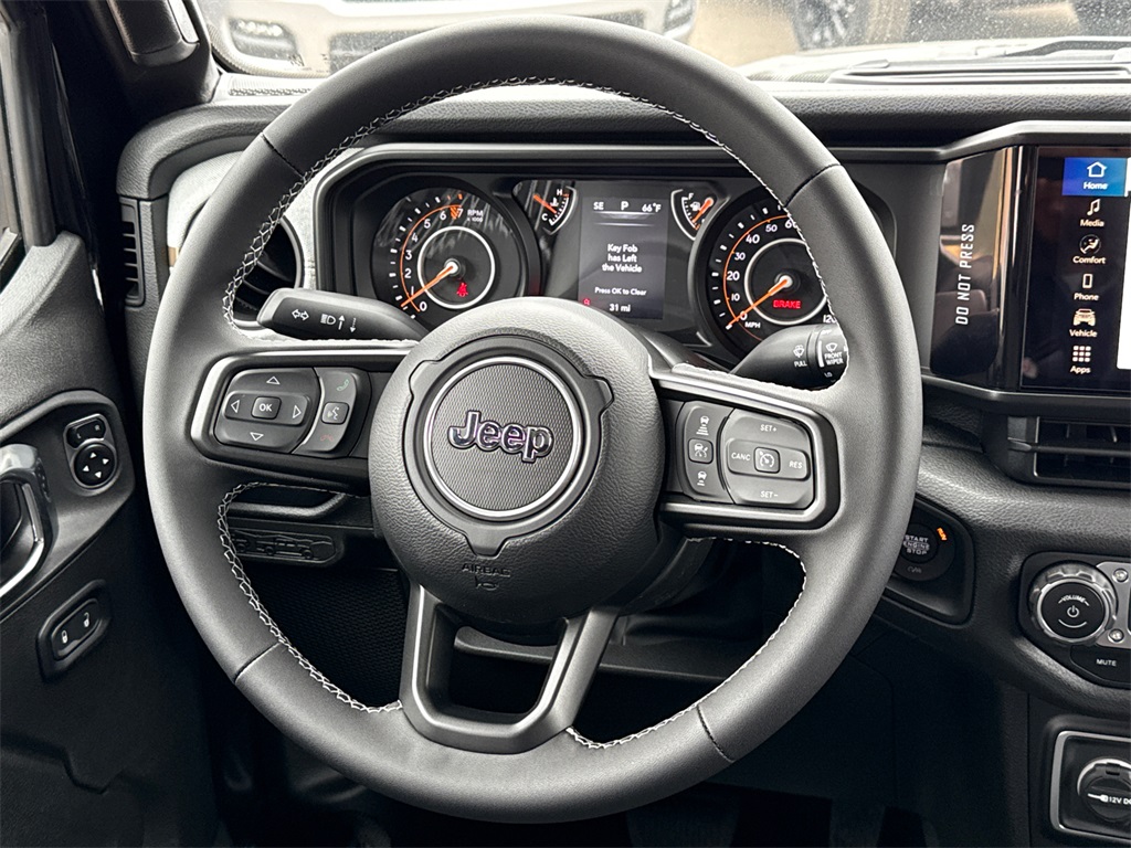 2025 Jeep Gladiator Sport S photo 22