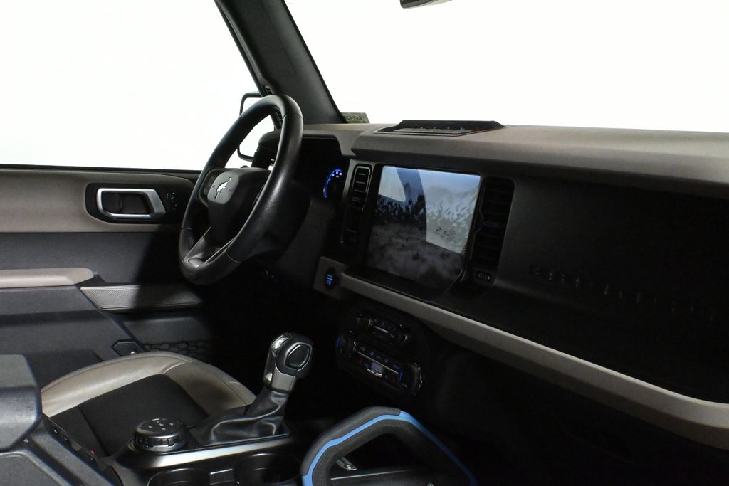2021 Ford Bronco Wildtrak photo 29