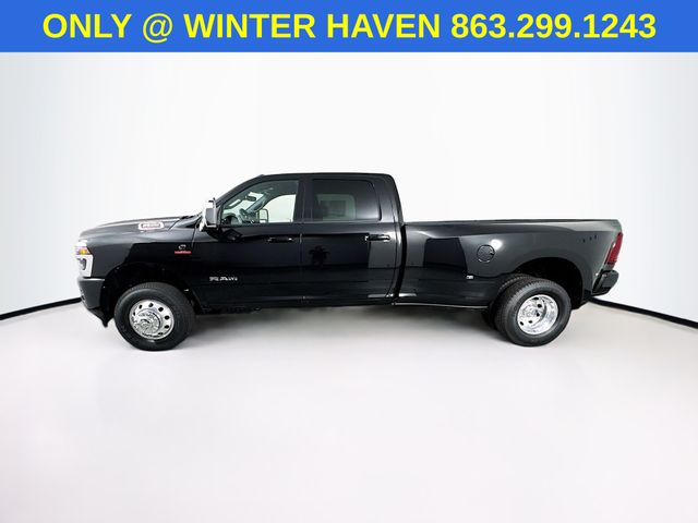 2025 Ram 3500 Laramie photo 4