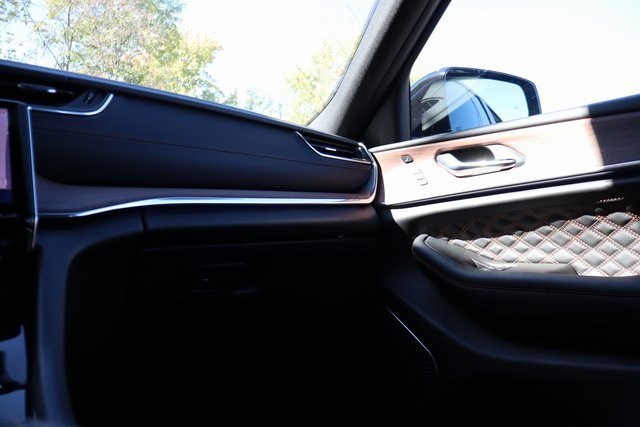 2025 Jeep Grand Cherokee Summit photo 41