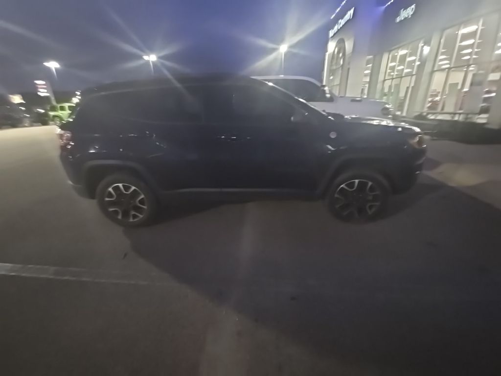 2021 Jeep Compass Trailhawk photo 3