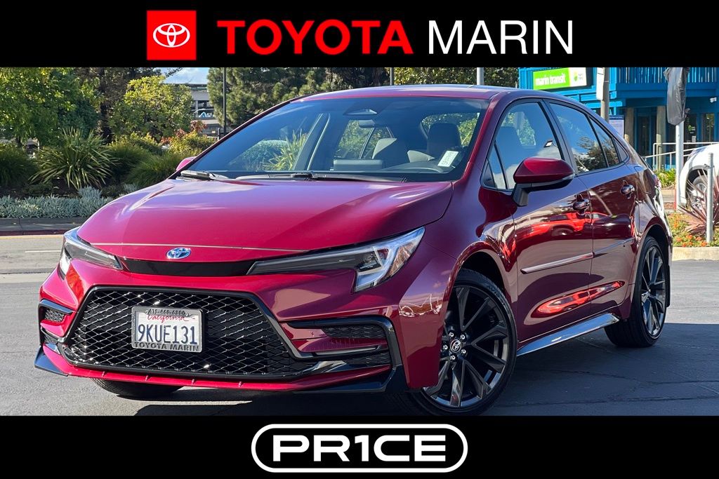 2024 Toyota Corolla SE's photo