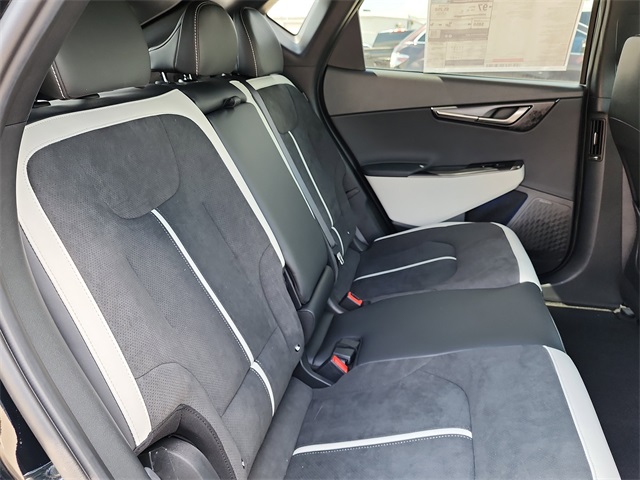 2025 Kia EV6 GT-Line photo 17