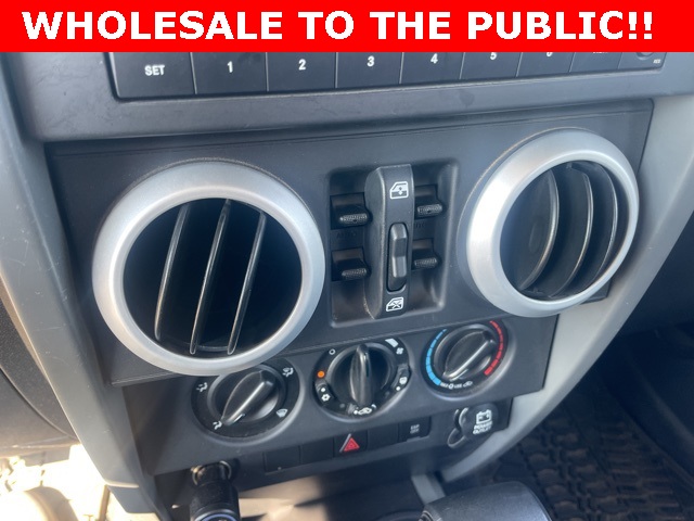 2008 Jeep Wrangler Unlimited Sahara photo 8