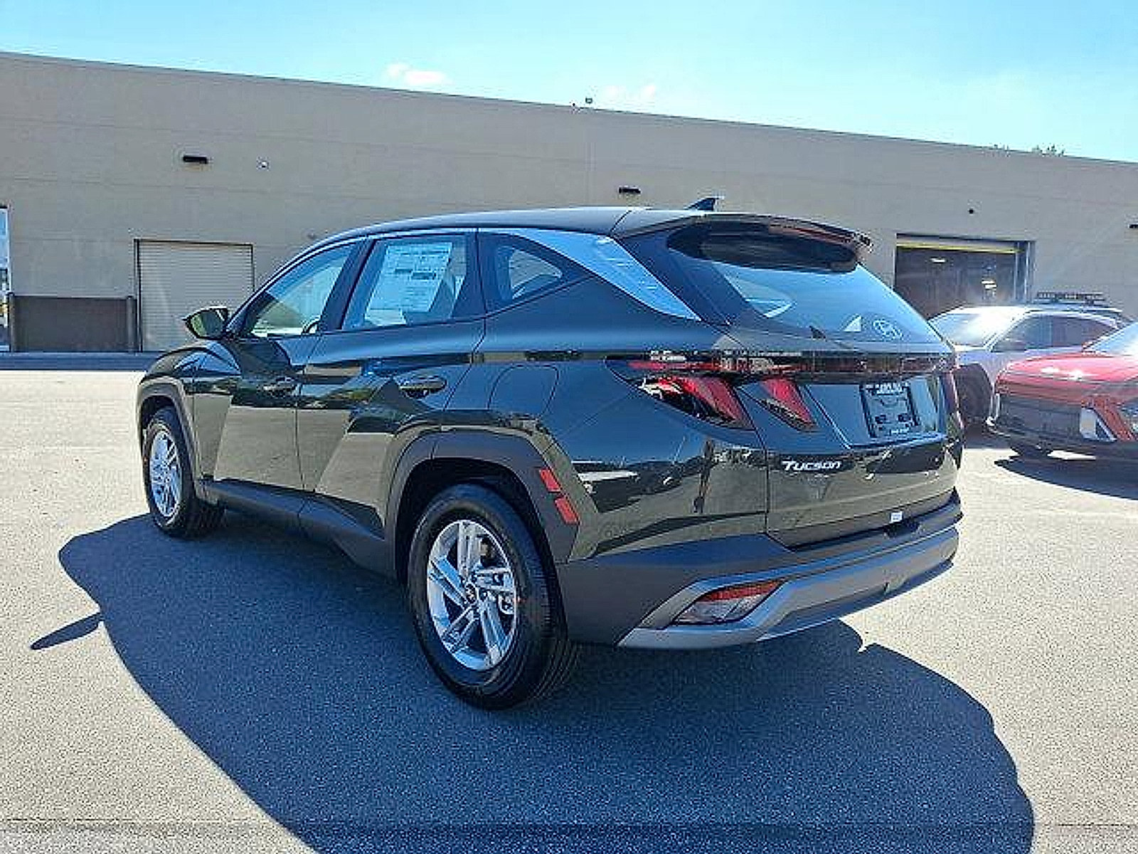 2026 Hyundai Tucson SE photo 2