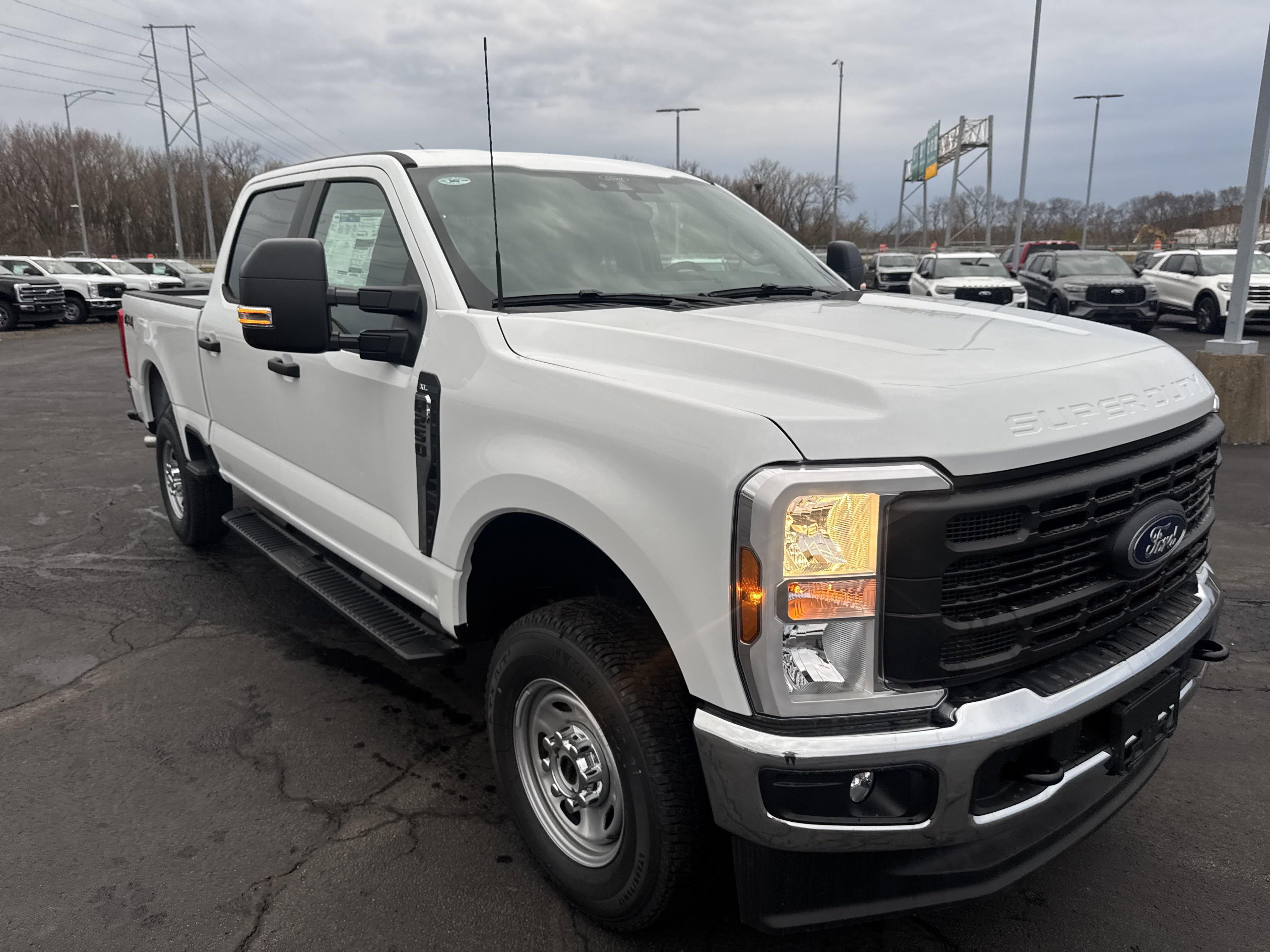 2025 Ford F-250 XL photo 3