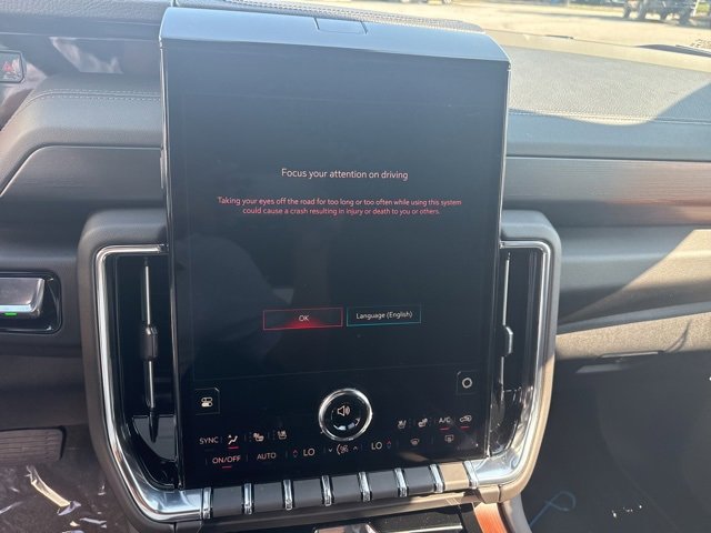 2025 Gmc Yukon XL Denali photo 18