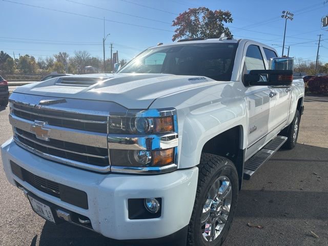 2018 Chevrolet Silverado 2500HD High Country photo 2