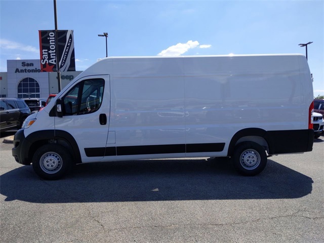 2026 Ram ProMaster 3500 photo 4