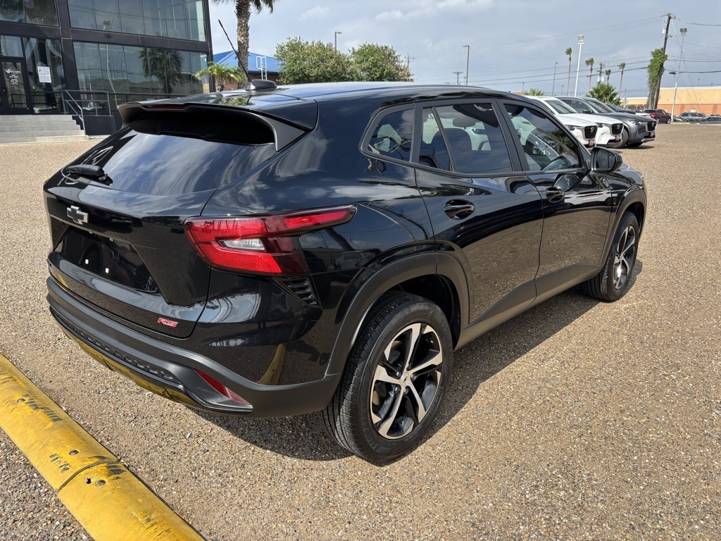2024 Chevrolet Trax photo 6