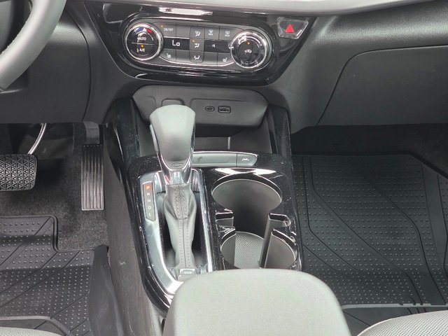 2025 Chevrolet Trax ACTIV photo 10
