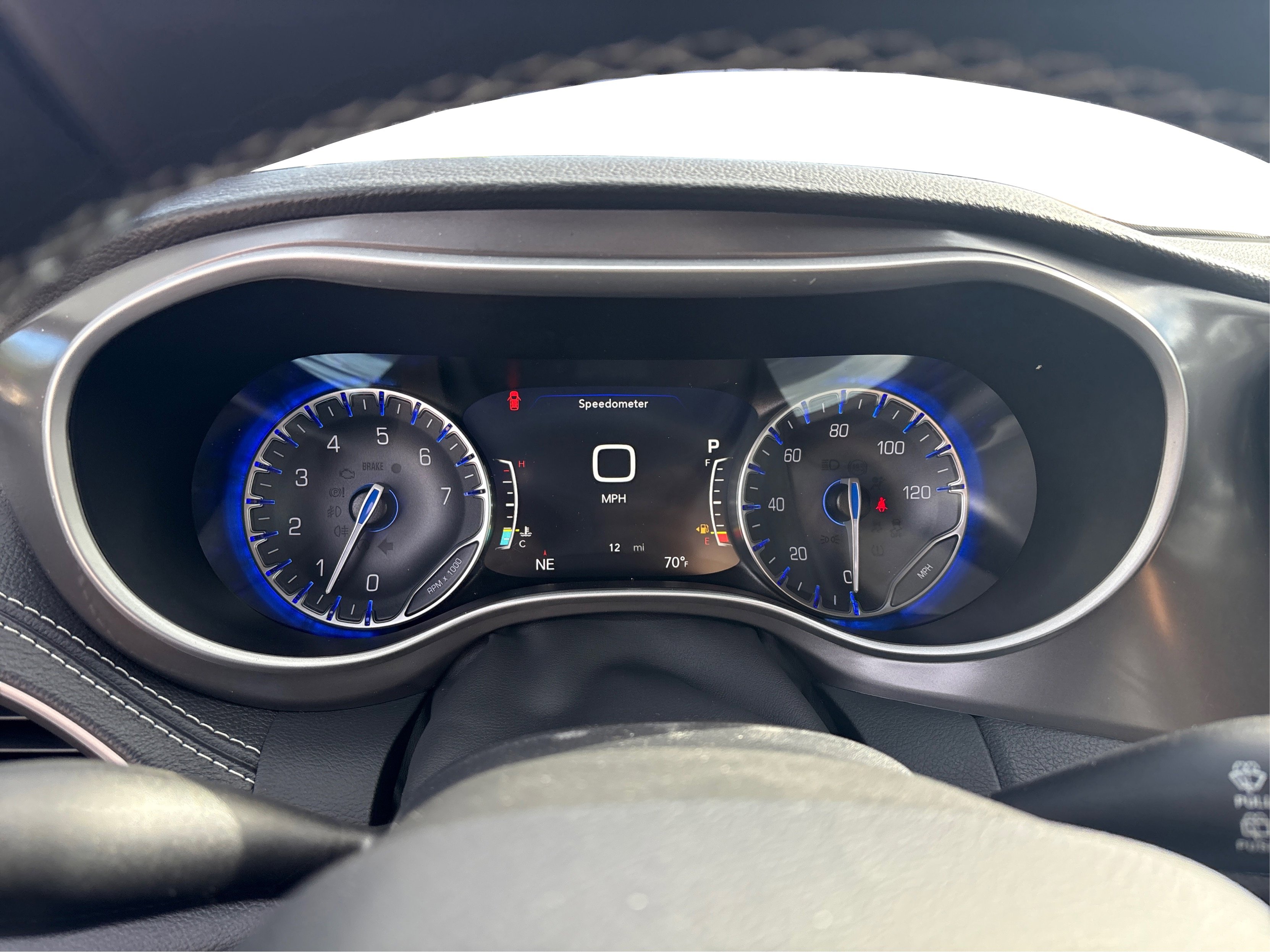 2026 Chrysler Pacifica photo 12