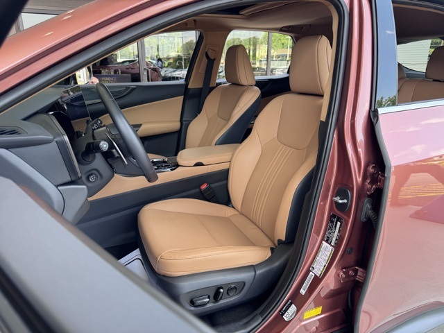 2025 Lexus NX 350 Premium photo 13