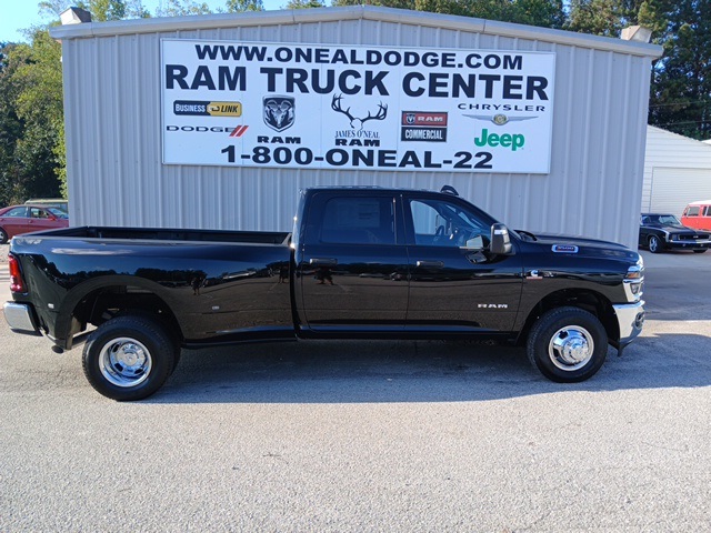 2026 Ram 3500 Big Horn photo 2