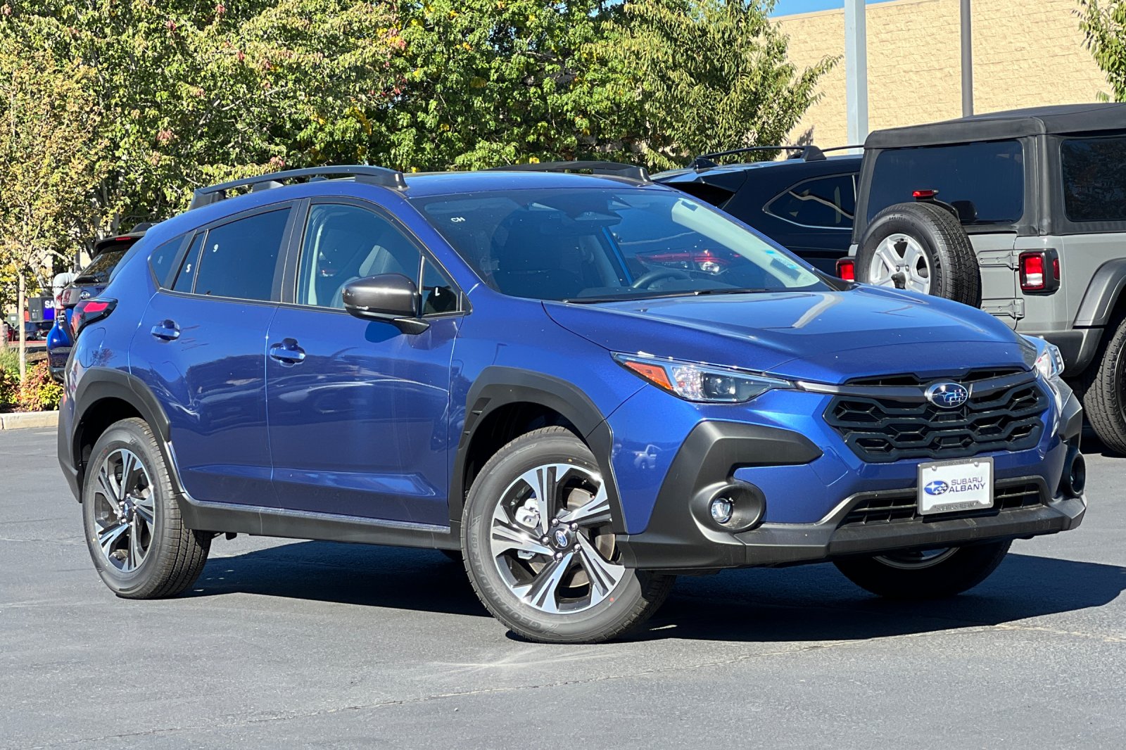 2025 Subaru Crosstrek Premium photo 2