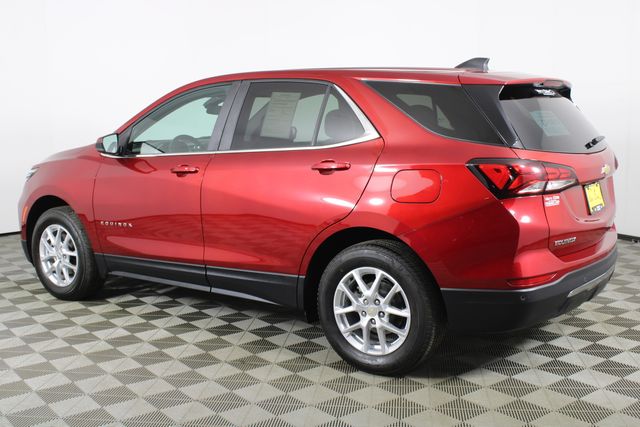 2023 Chevrolet Equinox LT photo 4