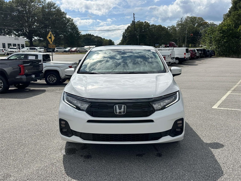 2026 Honda Odyssey Touring photo 2