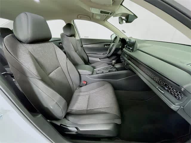 2025 Honda Accord LX photo 28