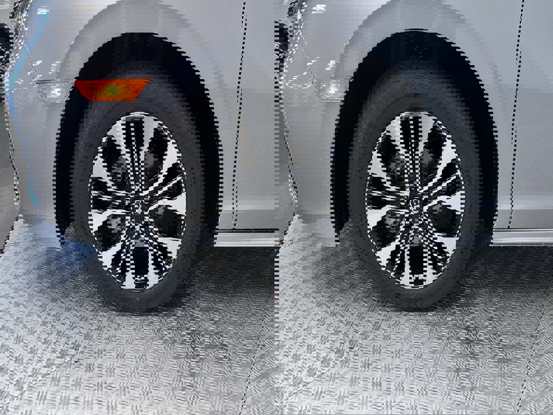 2026 Honda Odyssey Elite photo 25