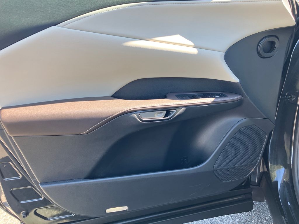 2023 Lexus RX photo 23