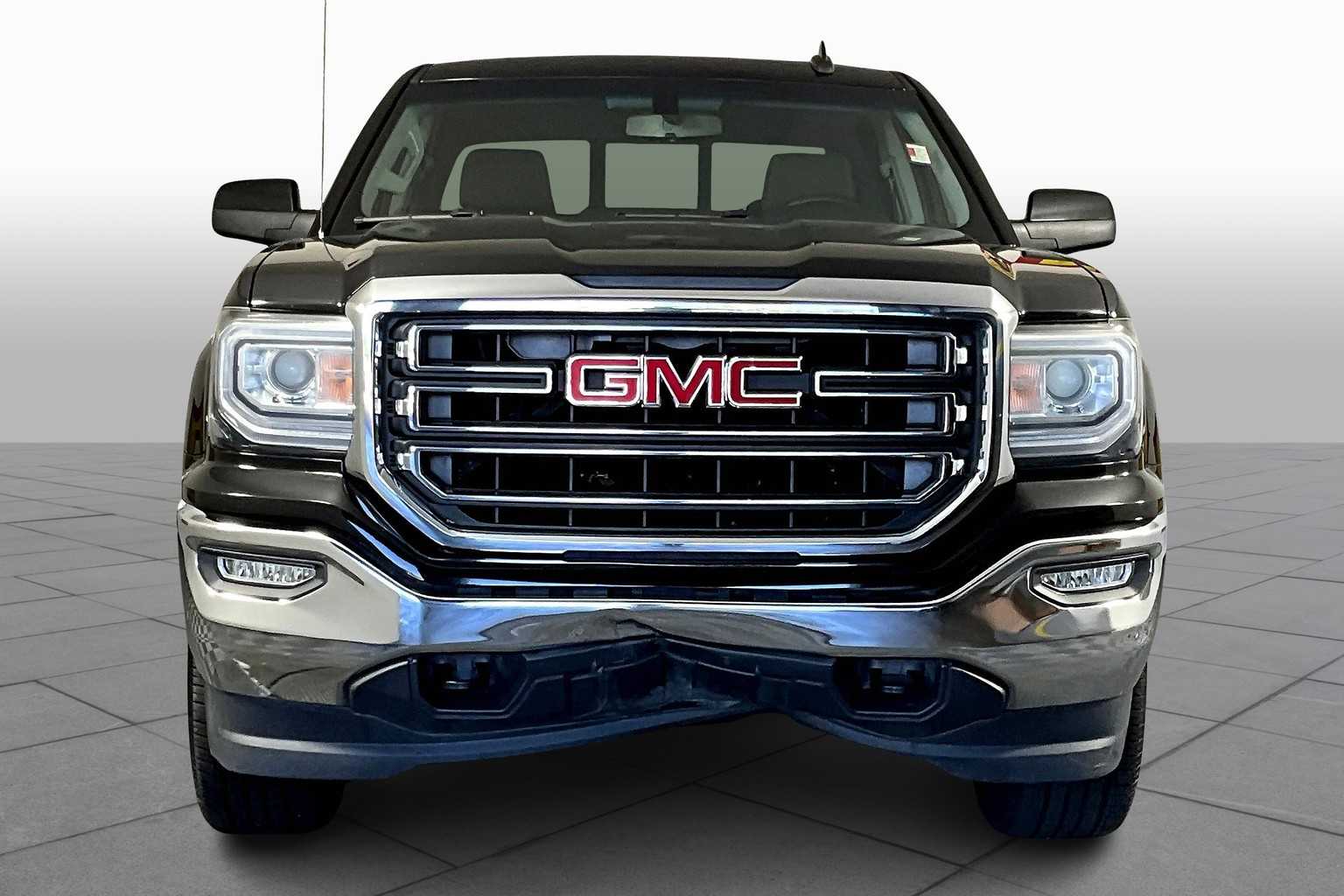 2016 Gmc Sierra 1500 SLE photo 3
