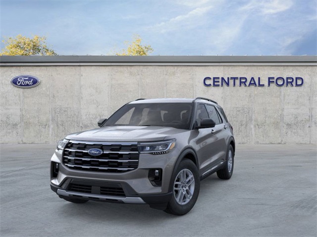 2025 Ford Explorer photo 2