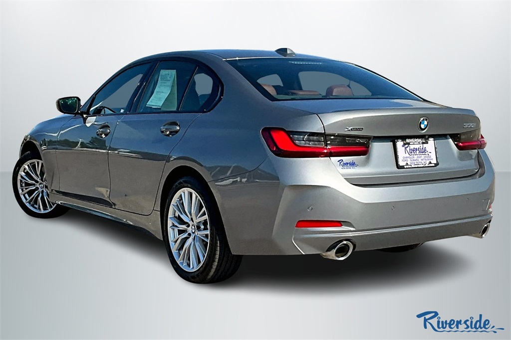 2023 Bmw 330i photo 4