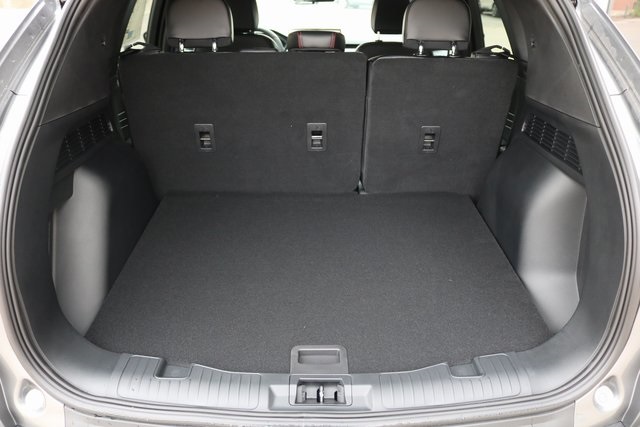 2025 Ford Escape Hybrid ST-Line Select photo 17
