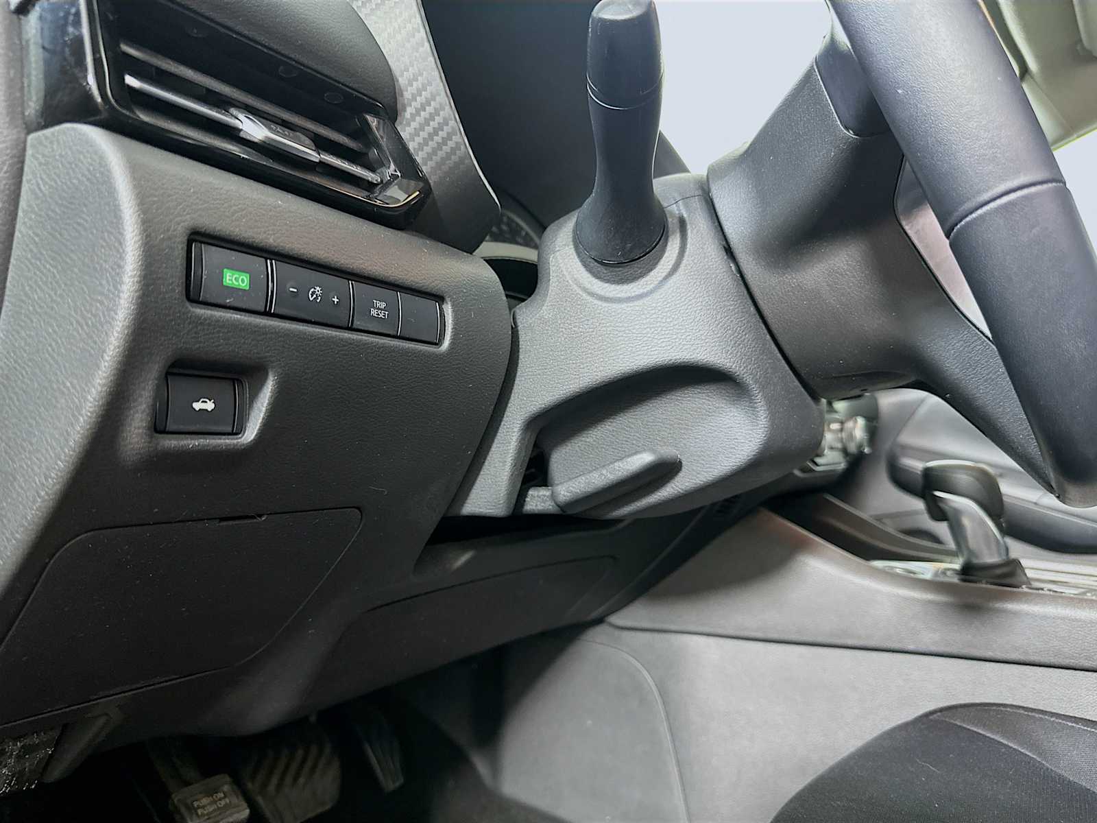 2020 Nissan Sentra SV photo 8
