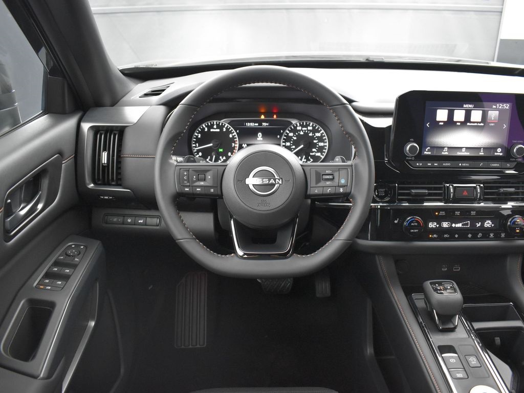 2025 Nissan Pathfinder Rock Creek photo 13