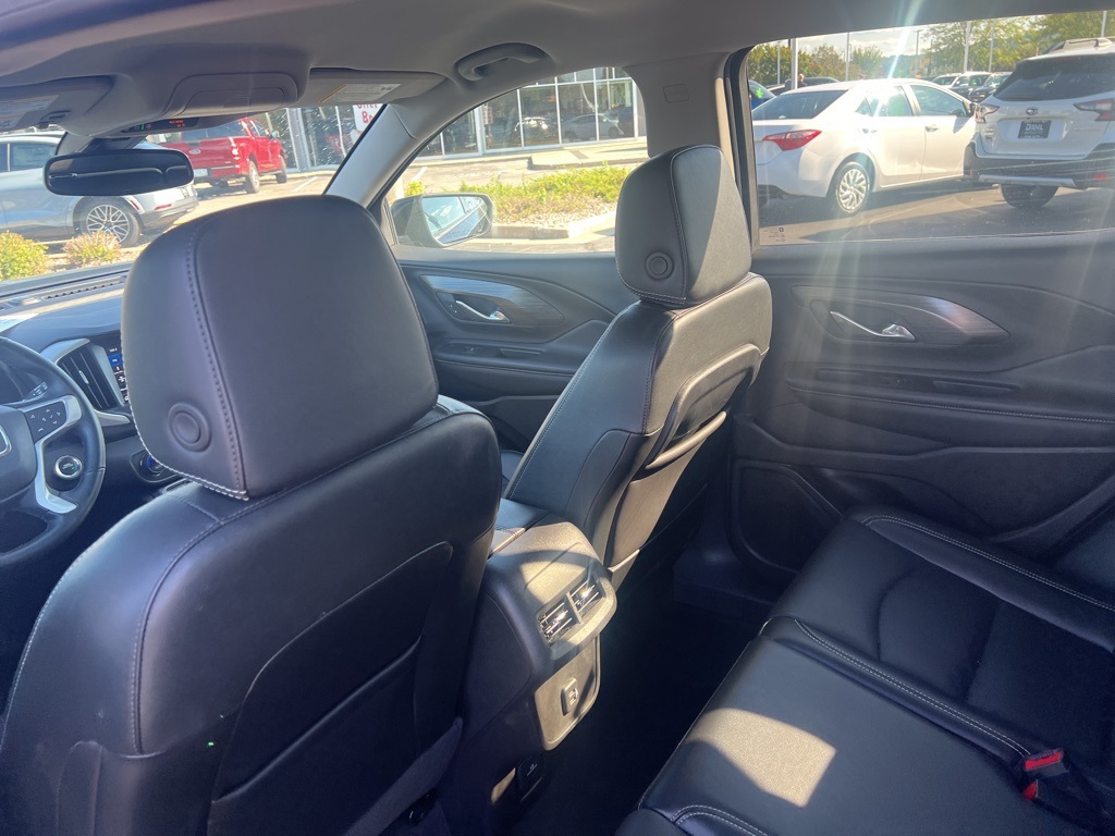 2024 Gmc Terrain SLT photo 17