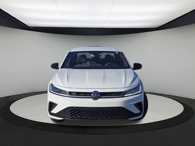 2025 Volkswagen Jetta Sport photo 2
