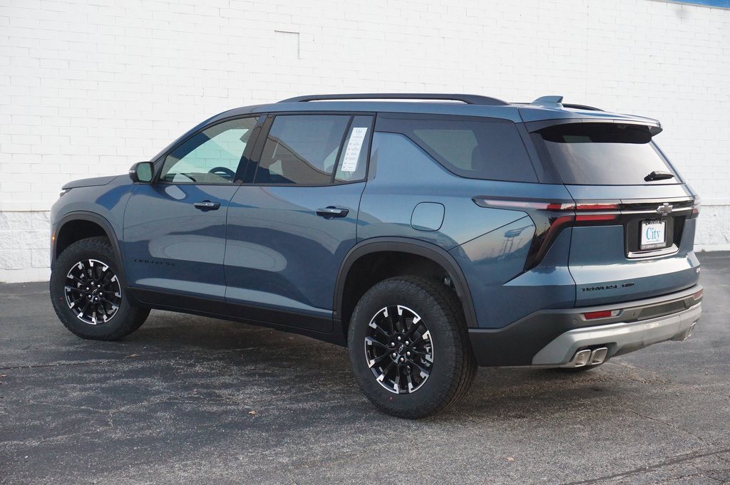 2026 Chevrolet Traverse Z71 photo 7