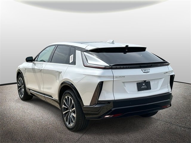2025 Cadillac Lyriq Sport photo 4