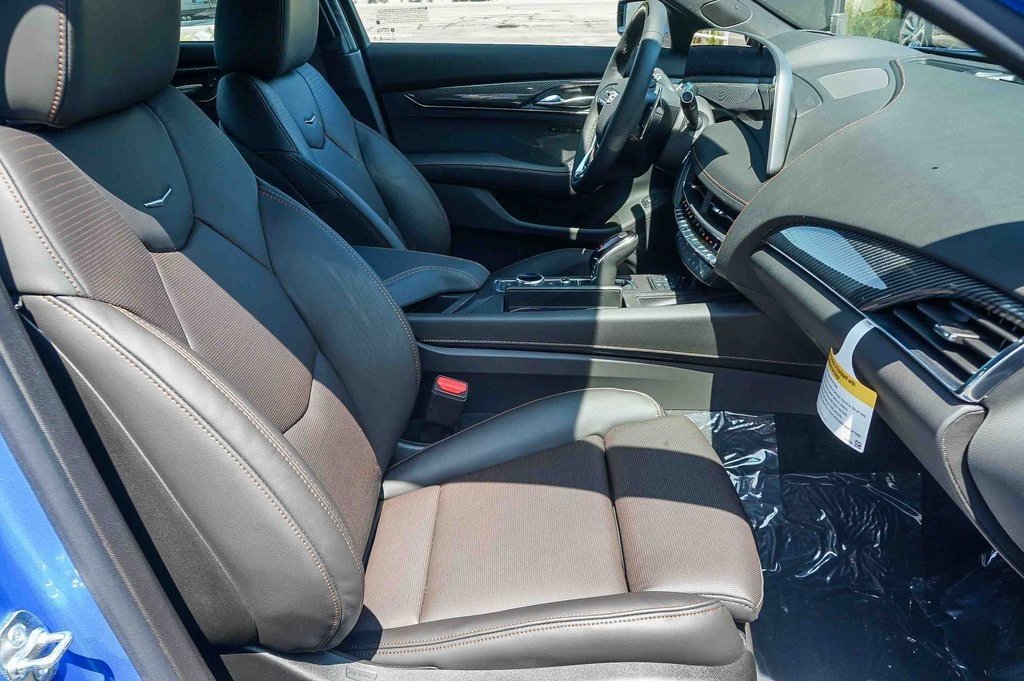 2026 Cadillac CT5 V photo 18