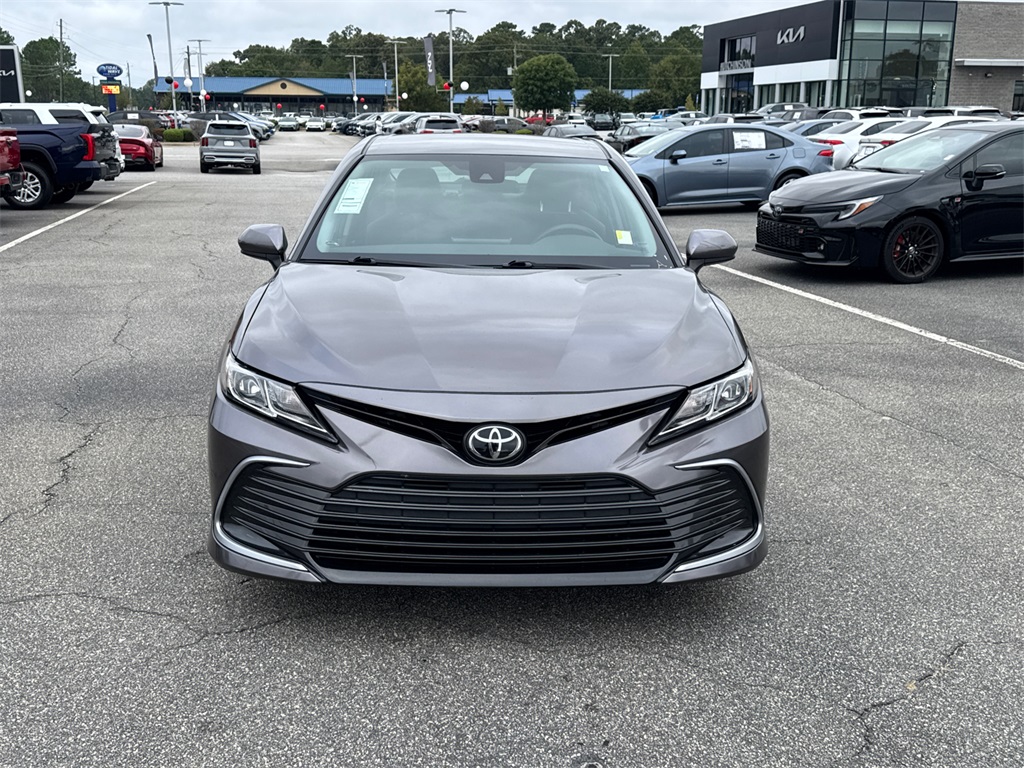 2021 Toyota Camry LE photo 7