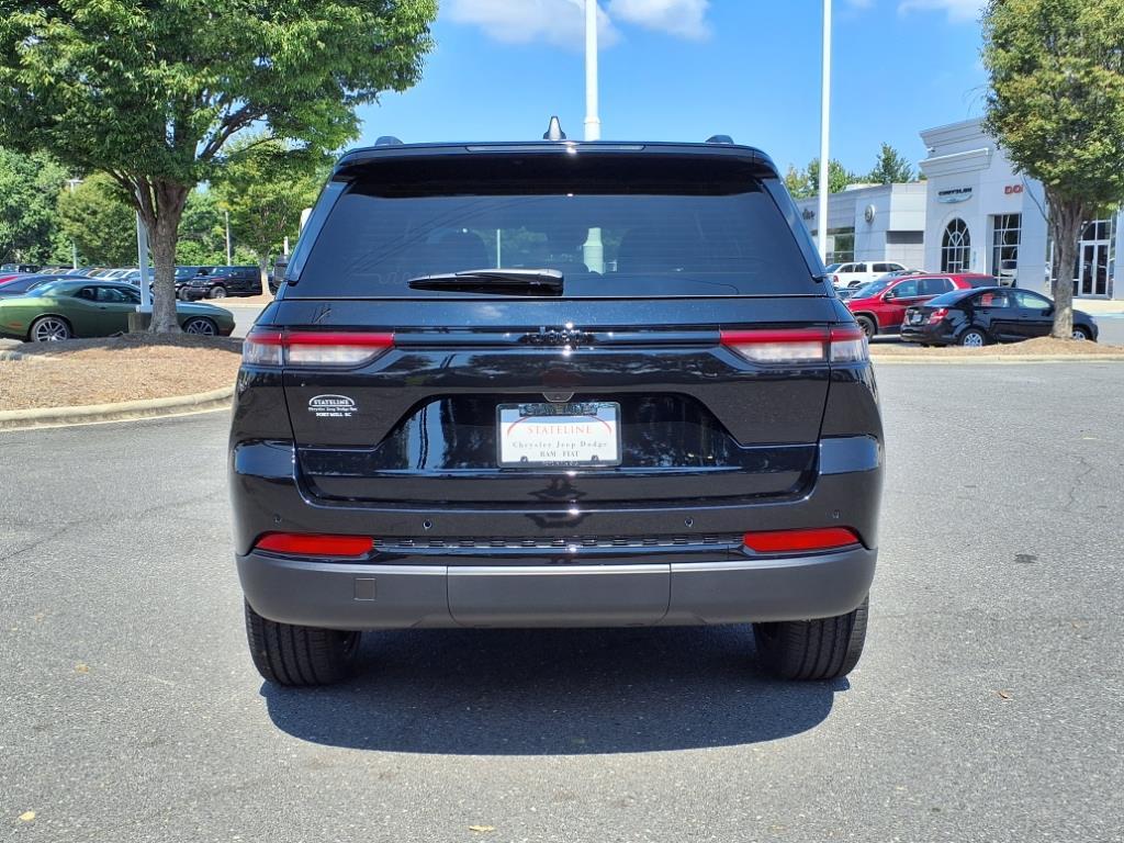2025 Jeep Grand Cherokee Altitude X photo 12