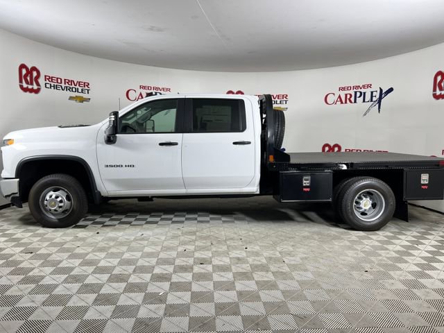2025 Chevrolet Silverado 3500HD Work Truck photo 4