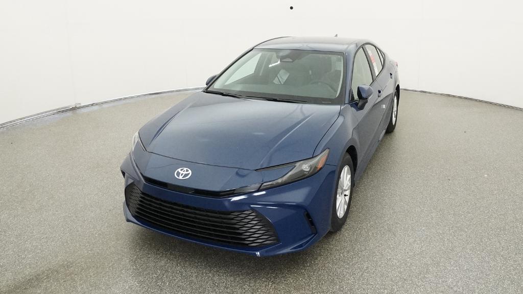 2026 Toyota Camry LE photo 5