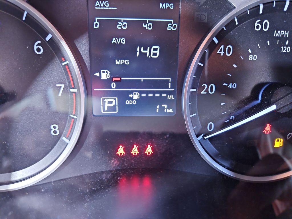 2025 Nissan Versa 1.6 S photo 15