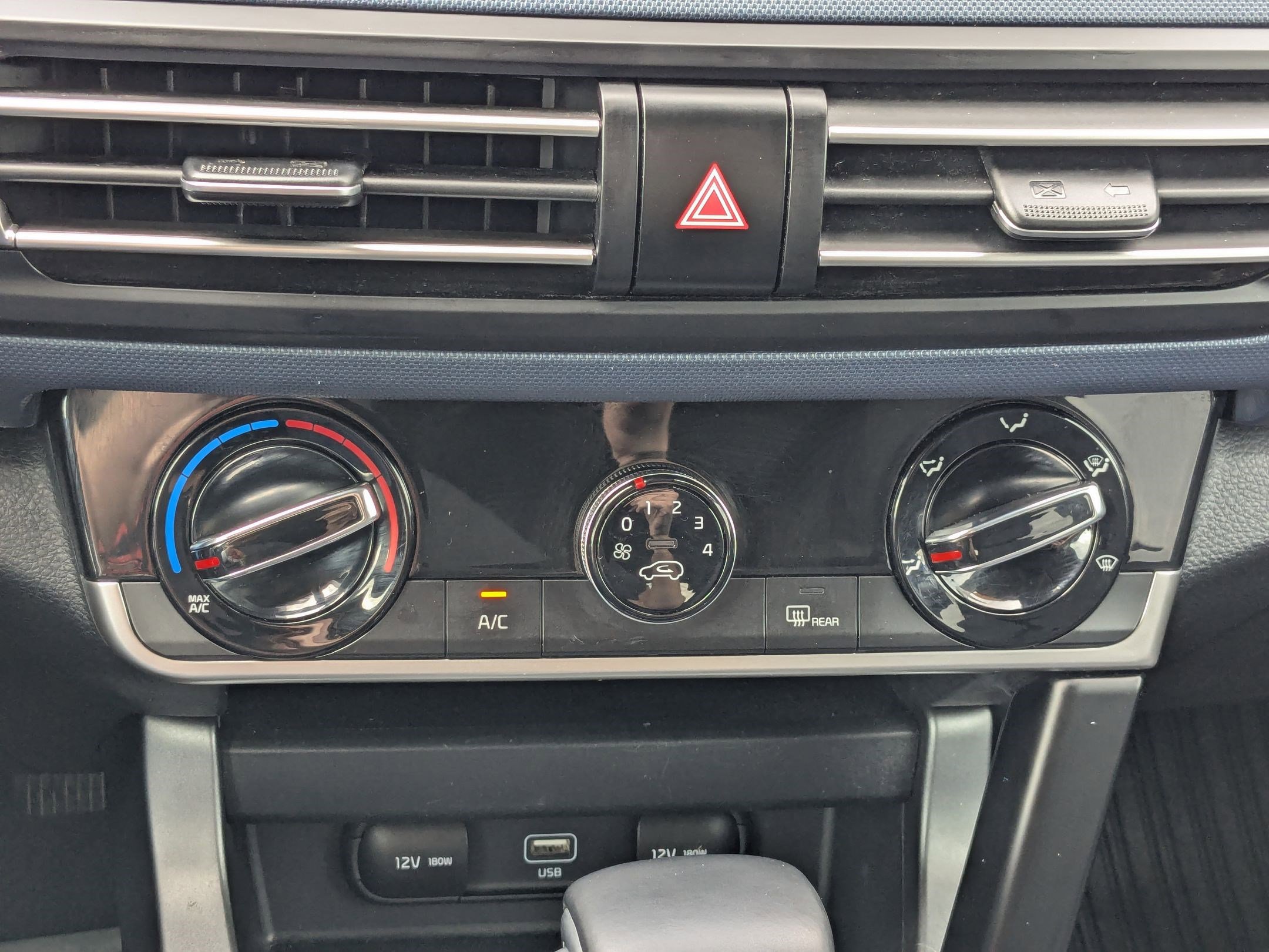 2021 Kia Seltos S photo 20
