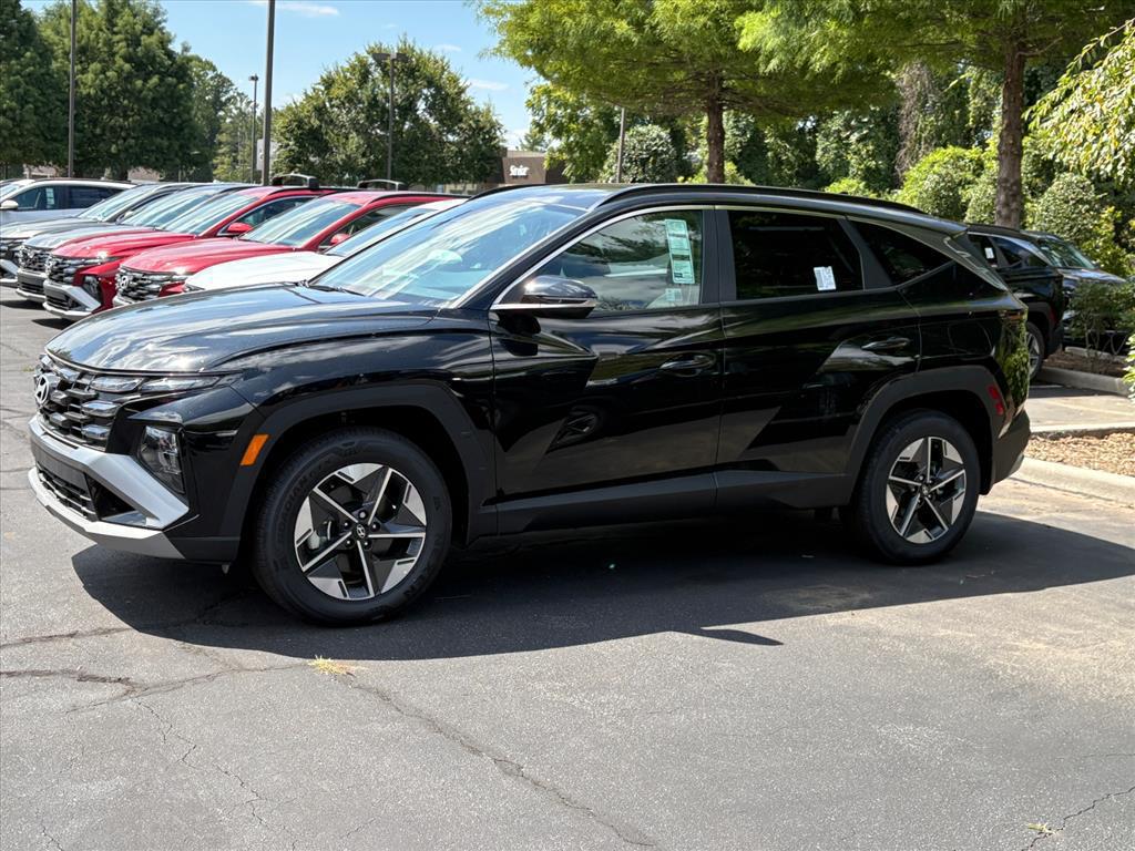 2025 Hyundai Tucson SEL Convenience photo 2