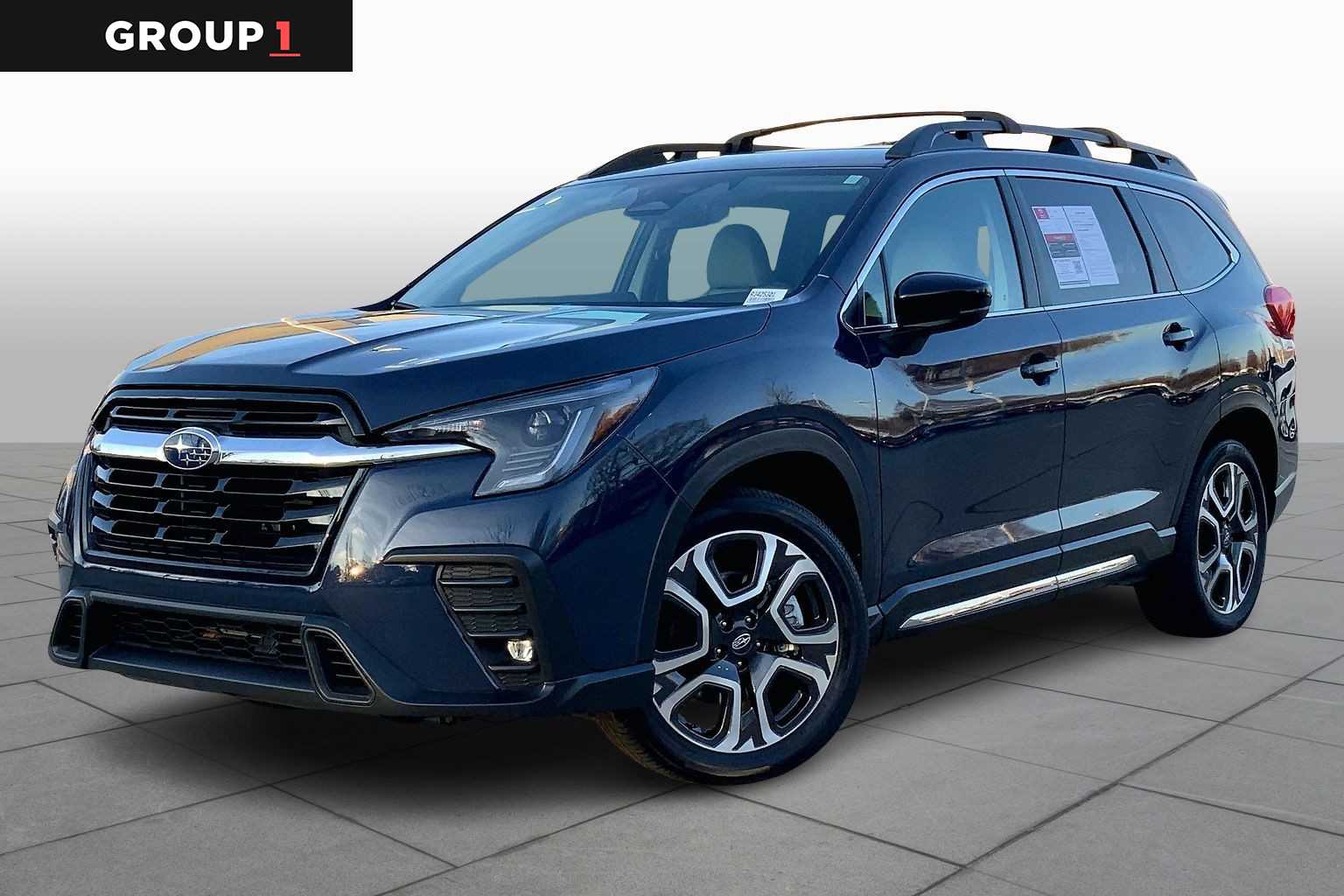 2024 Subaru Ascent Limited's photo