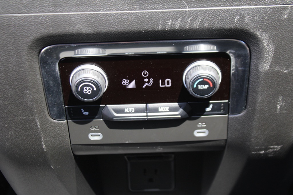 2023 Chevrolet Tahoe Premier photo 31